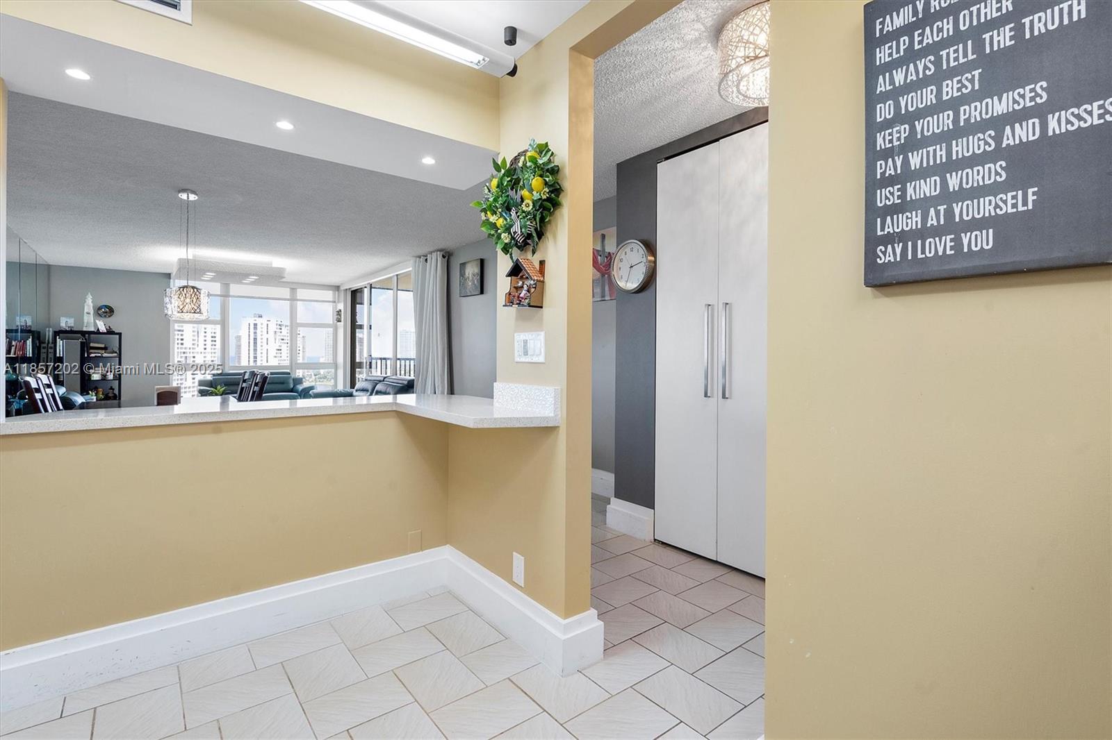 CORONADO CONDO- TOWER II - Residential