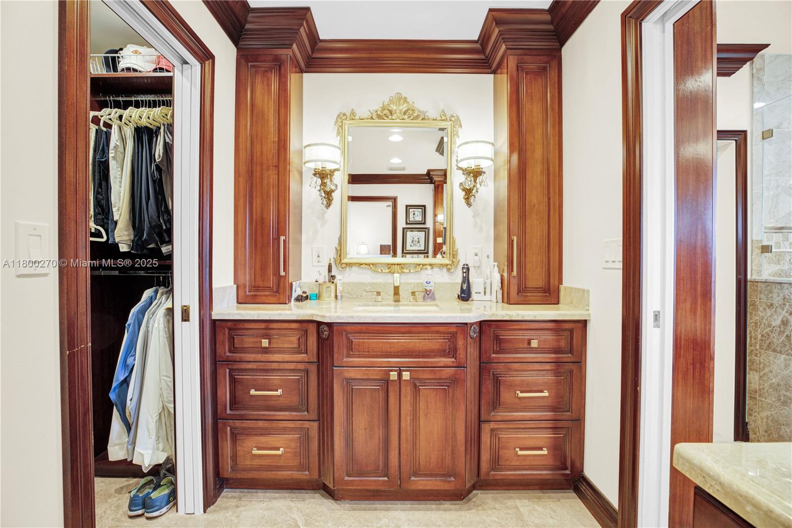 REPLAT PORT OF CAPE CUTLE - Residential Lease