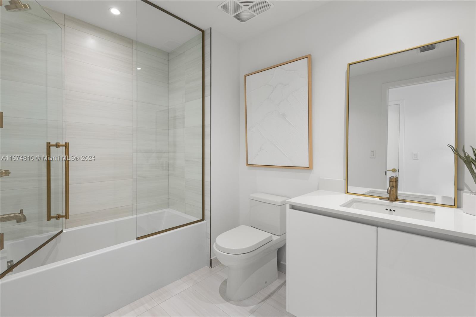 RHODES AMD NEW BISC - Residential