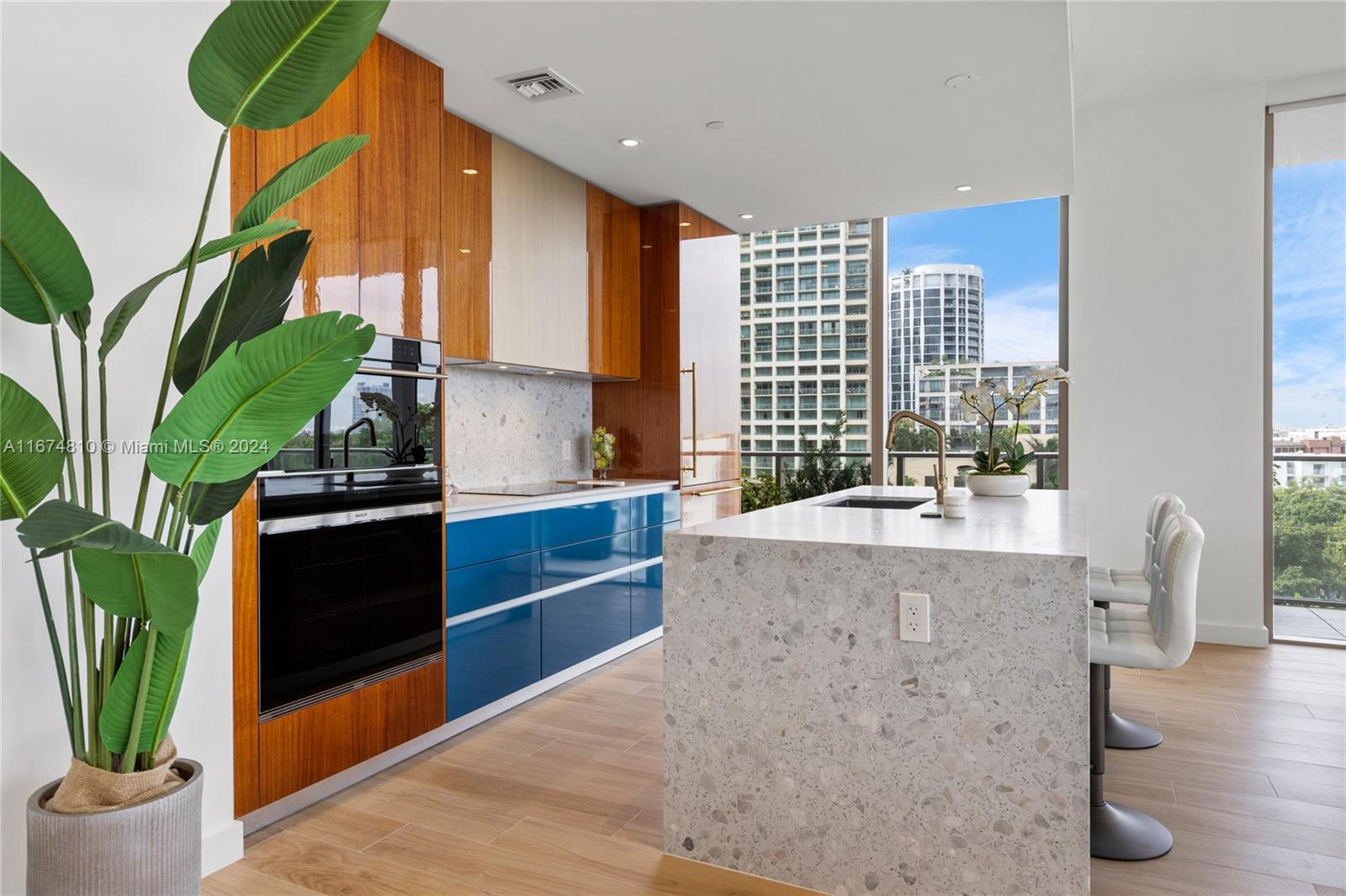 RHODES AMD NEW BISC - Residential