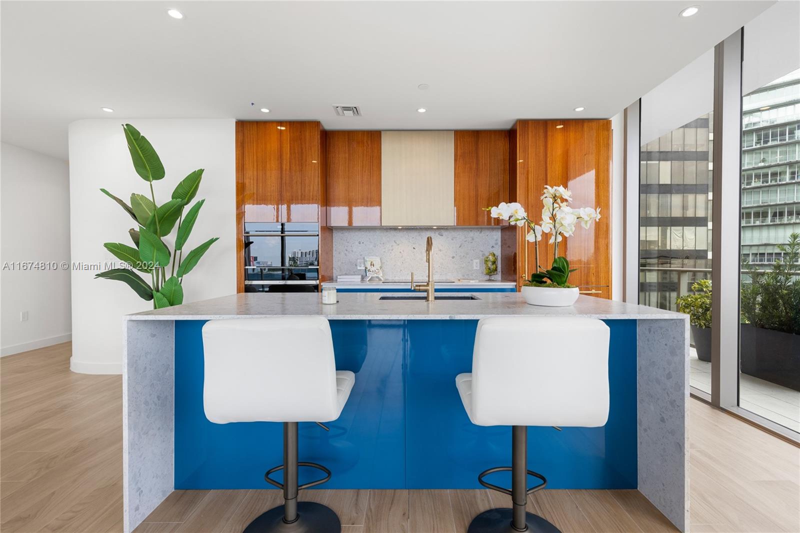 RHODES AMD NEW BISC - Residential