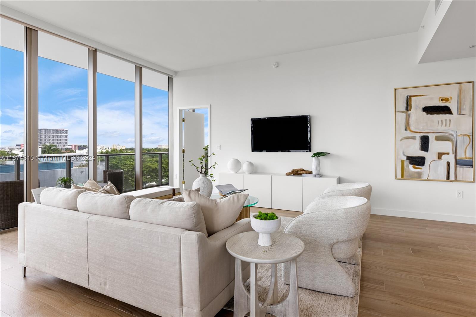 RHODES AMD NEW BISC - Residential