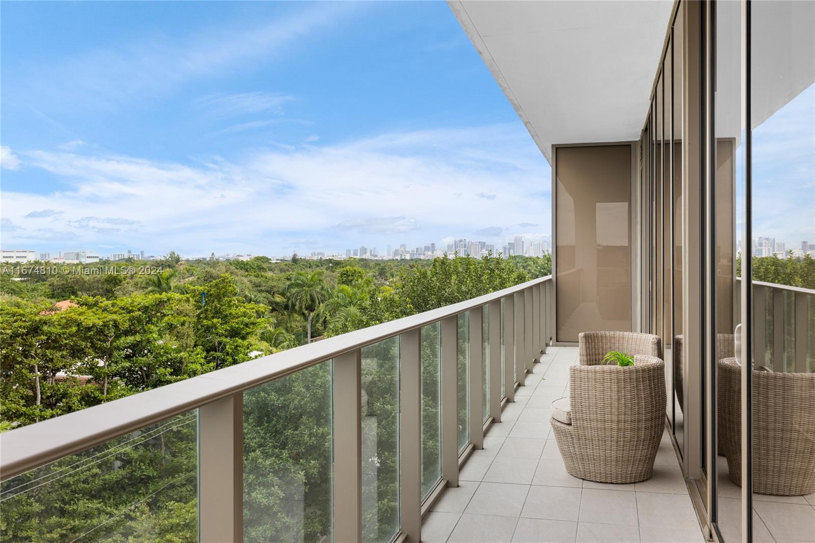 RHODES AMD NEW BISC - Residential