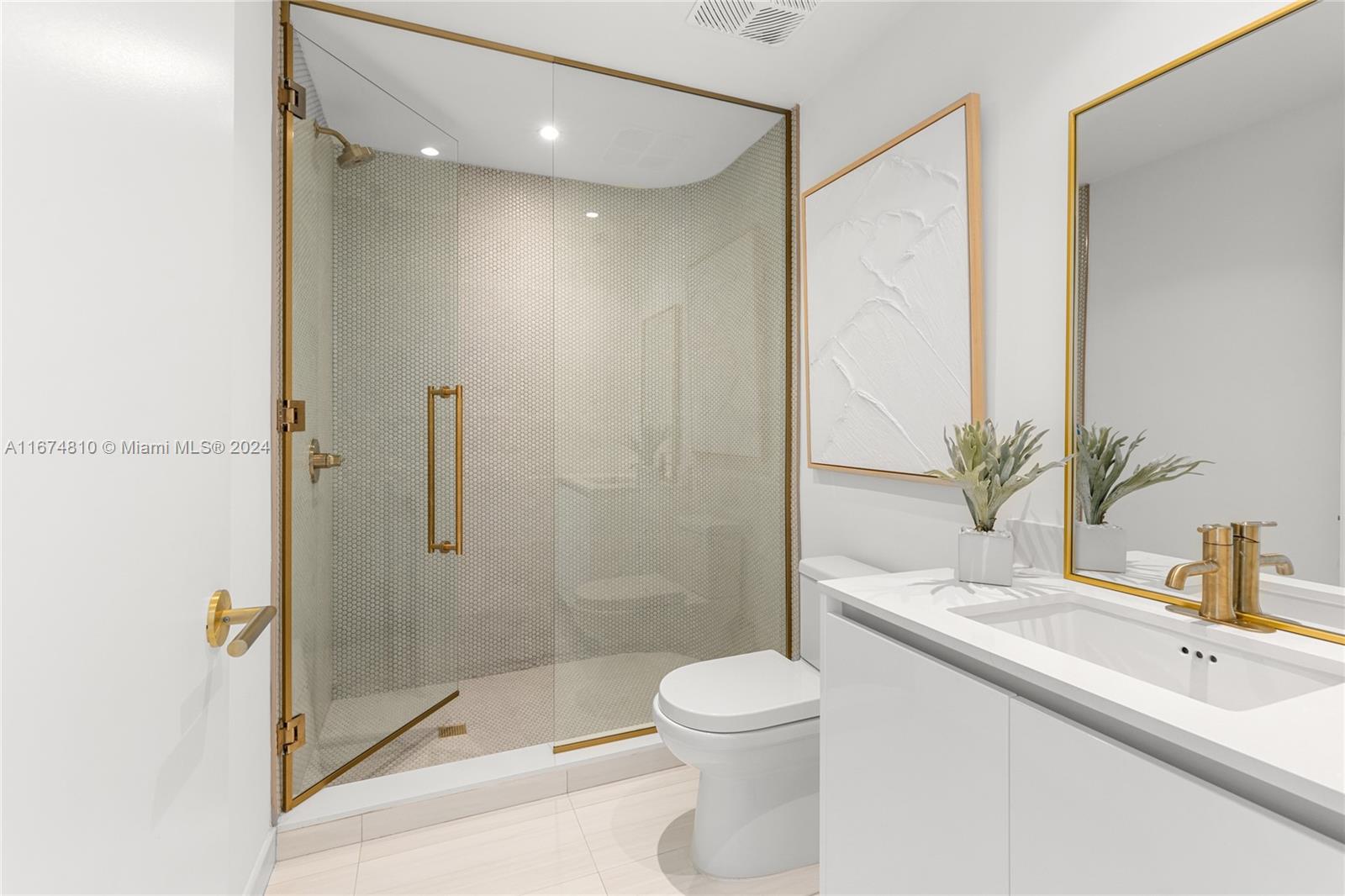 RHODES AMD NEW BISC - Residential