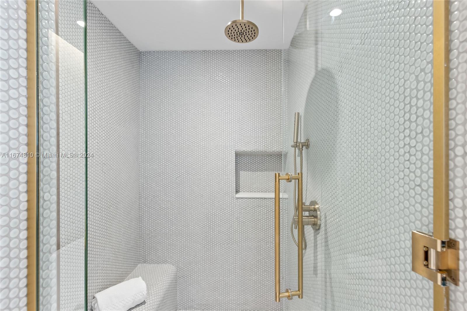 RHODES AMD NEW BISC - Residential