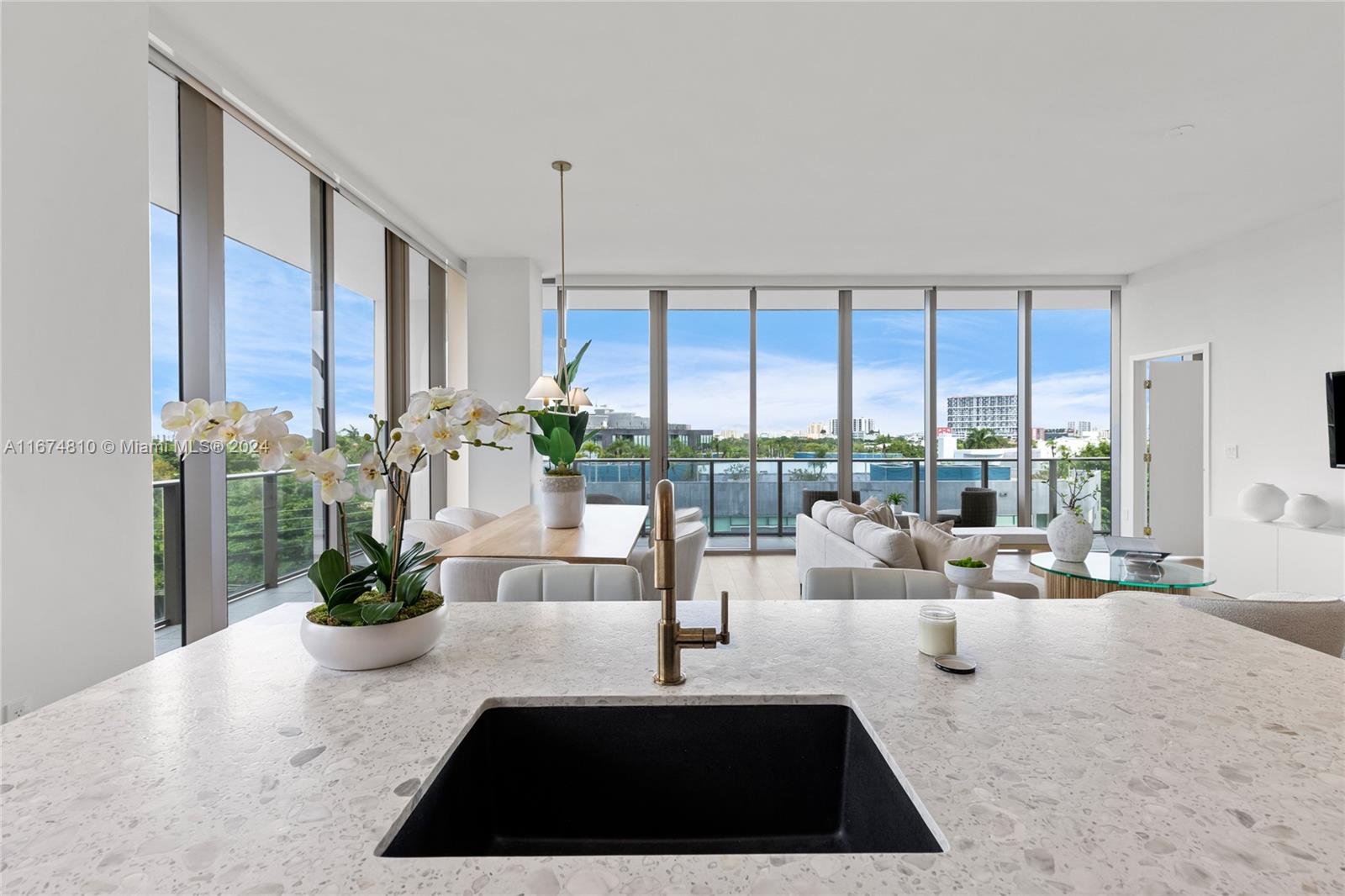 RHODES AMD NEW BISC - Residential