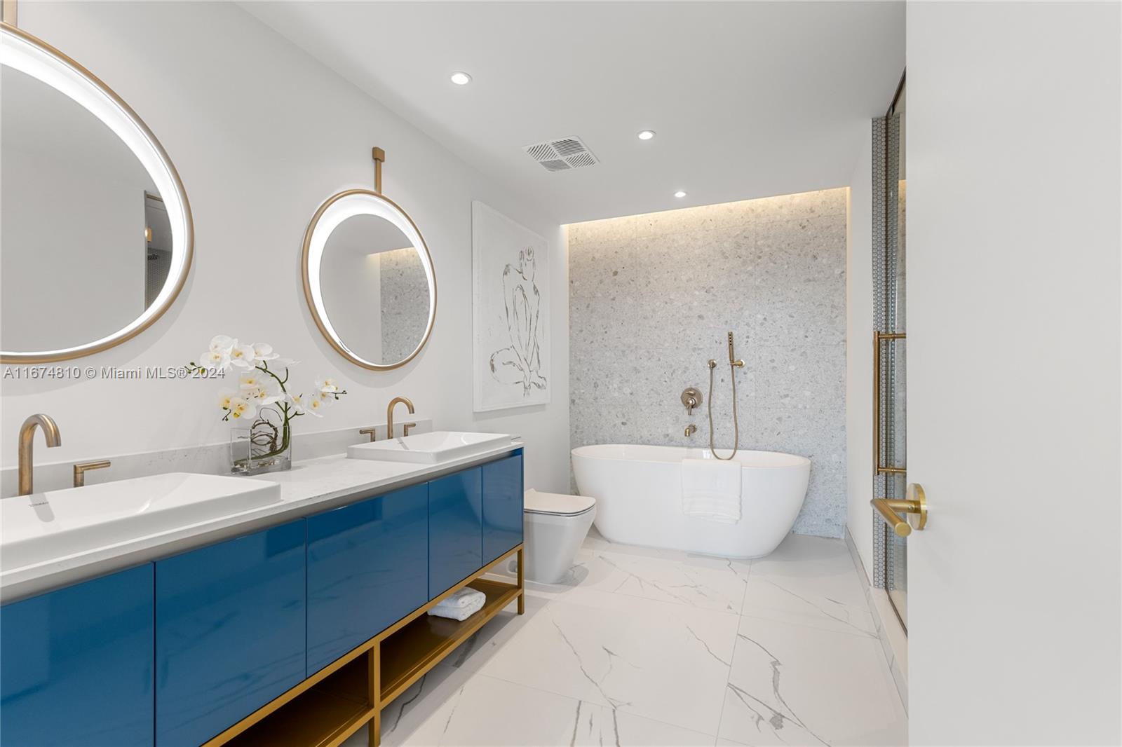 RHODES AMD NEW BISC - Residential