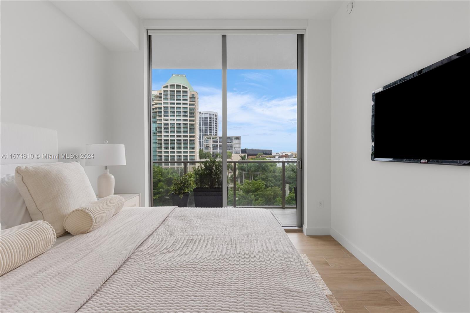 RHODES AMD NEW BISC - Residential