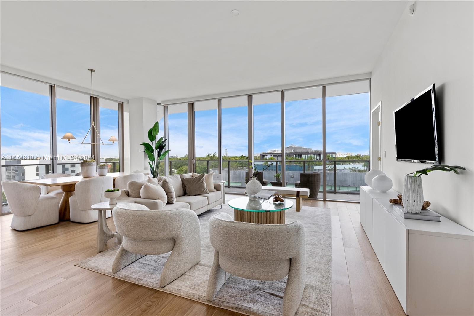 RHODES AMD NEW BISC - Residential