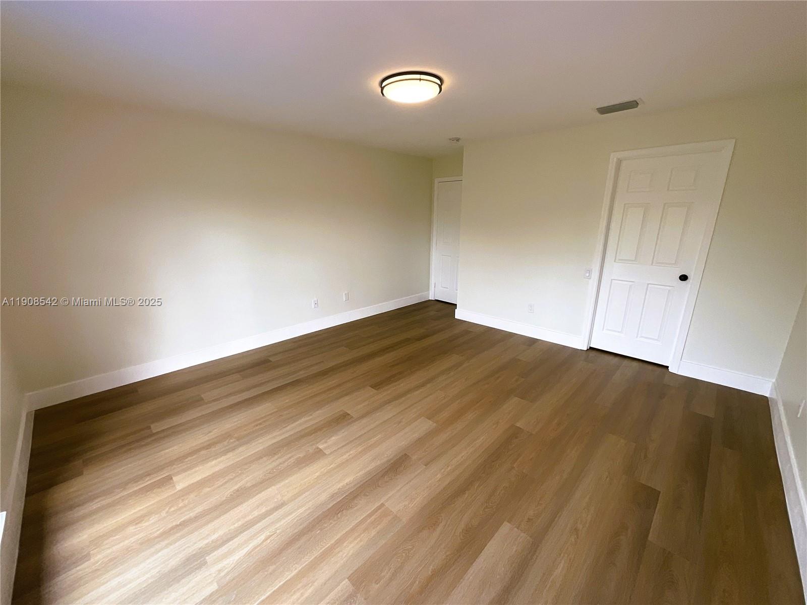 SNAPPER VILLAGE PH 2 SEC - Residential Lease