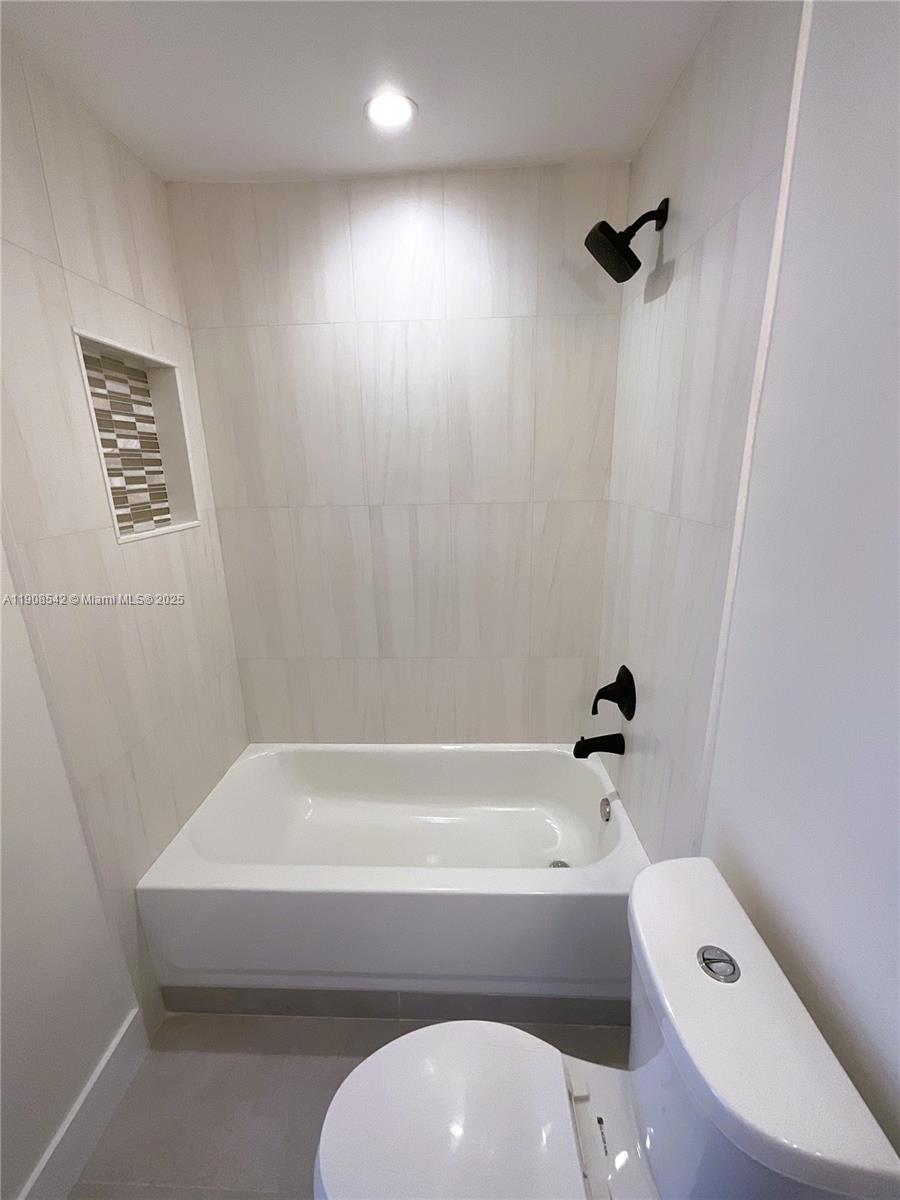 SNAPPER VILLAGE PH 2 SEC - Residential Lease