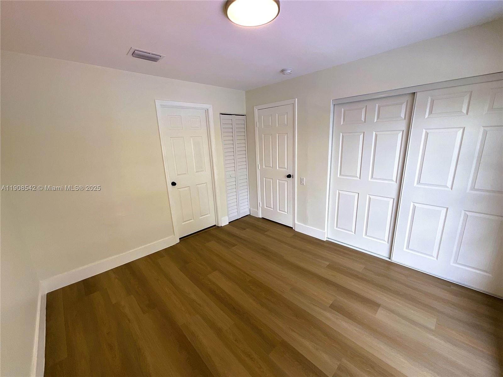 SNAPPER VILLAGE PH 2 SEC - Residential Lease