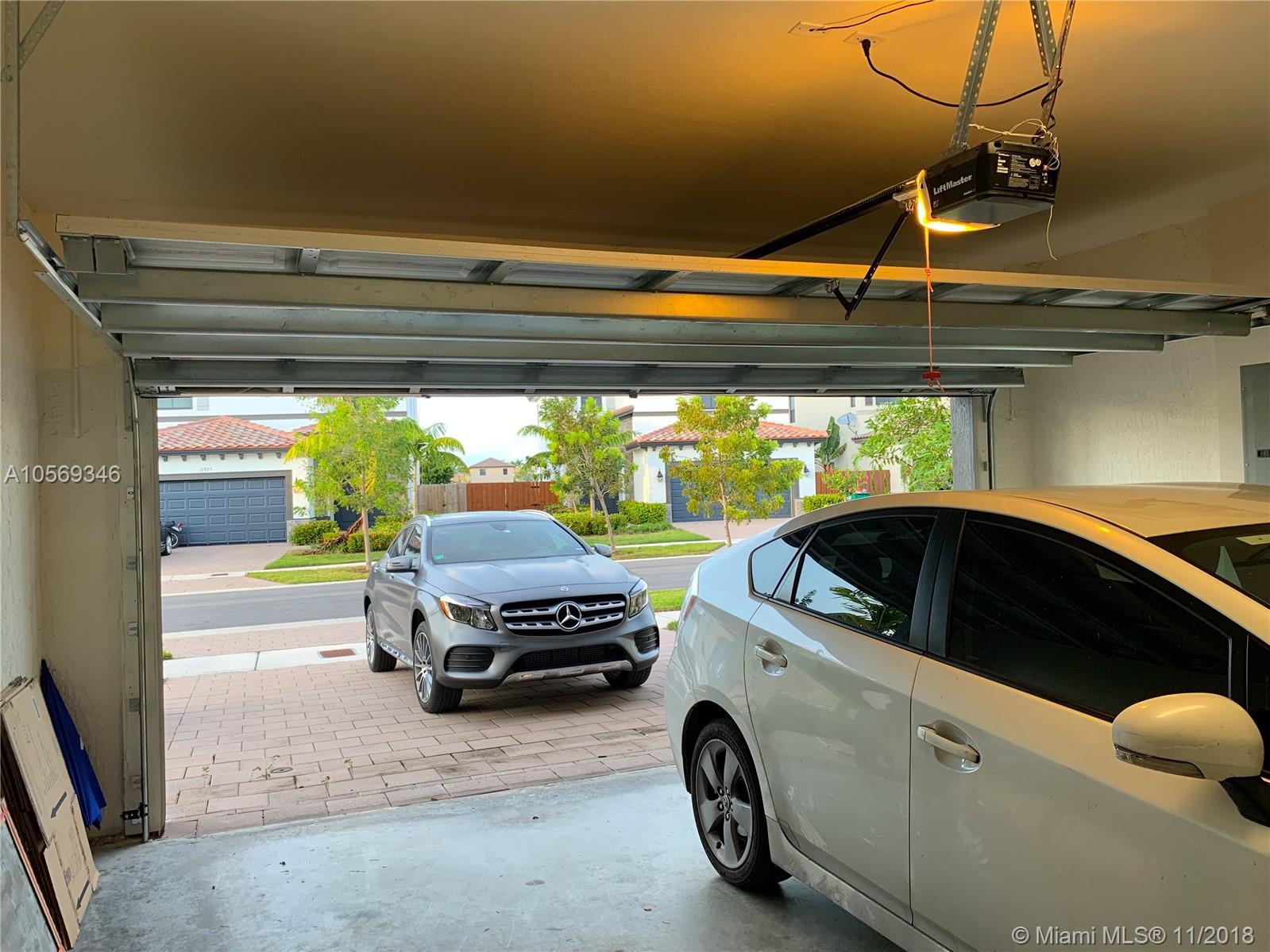 COCO PALM ESTATES - Residential