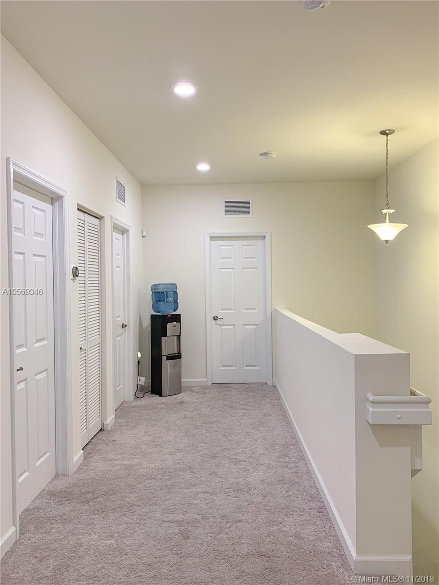 COCO PALM ESTATES - Residential