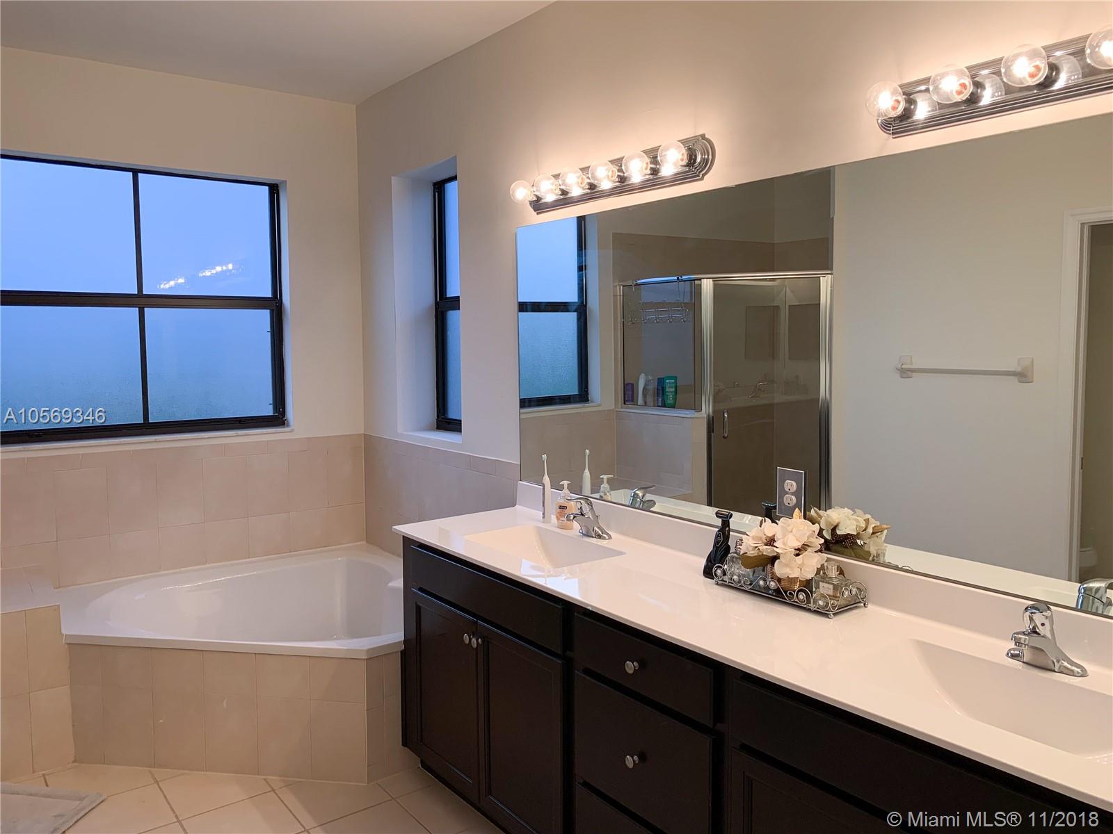 COCO PALM ESTATES - Residential