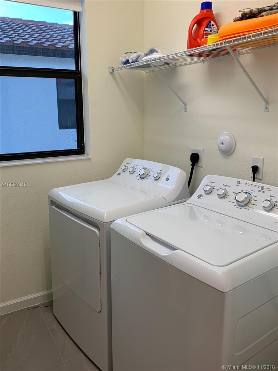 COCO PALM ESTATES - Residential