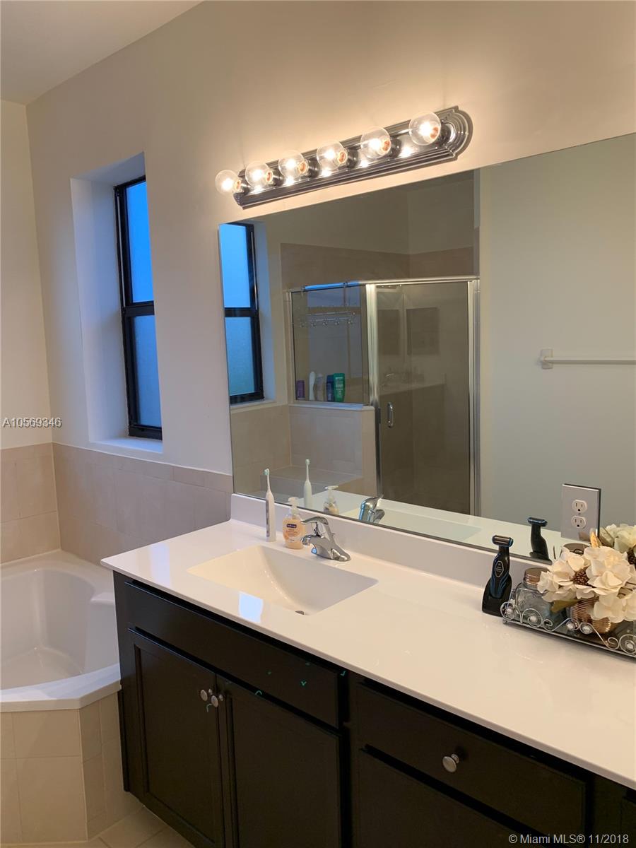 COCO PALM ESTATES - Residential