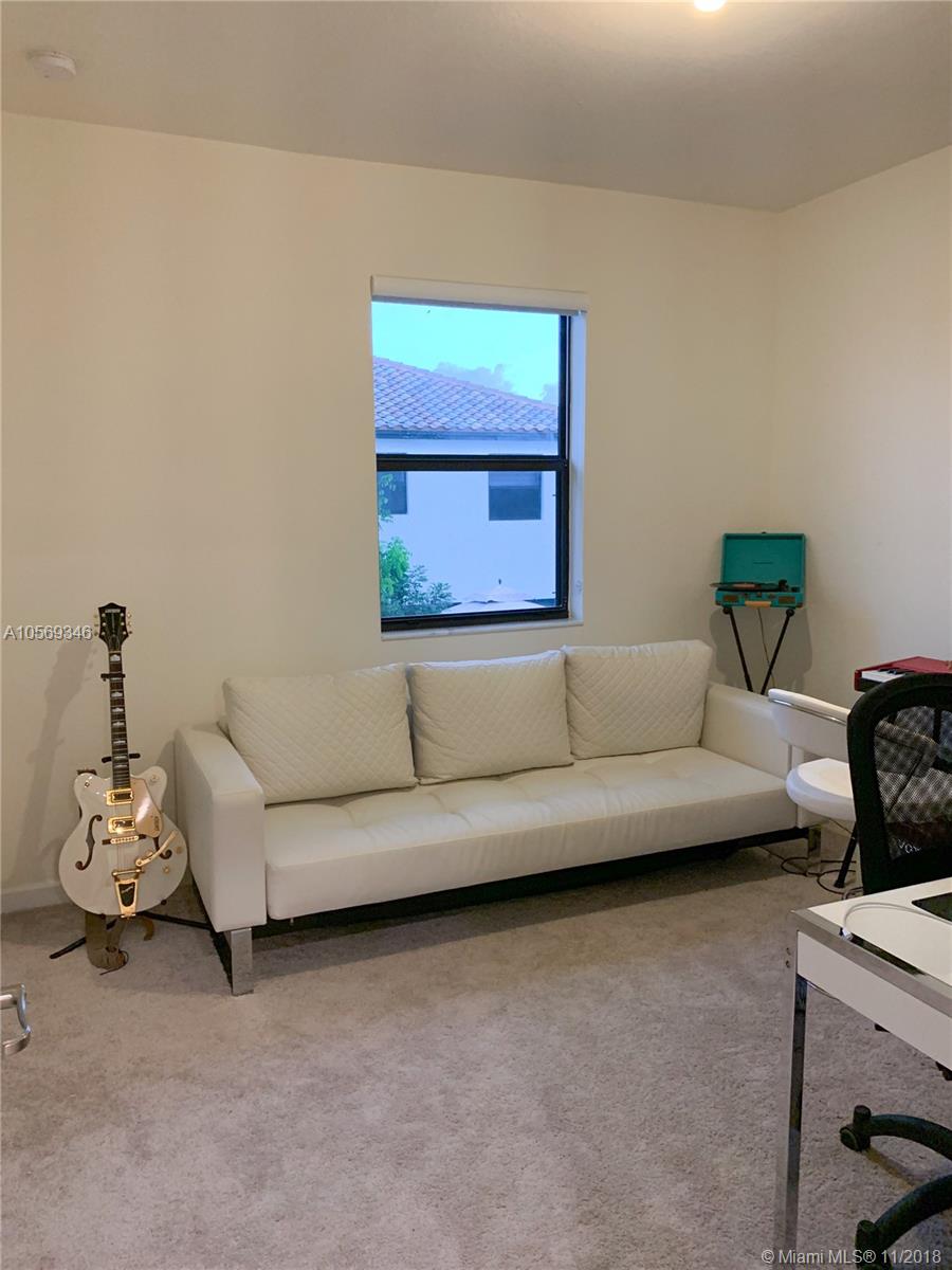 COCO PALM ESTATES - Residential