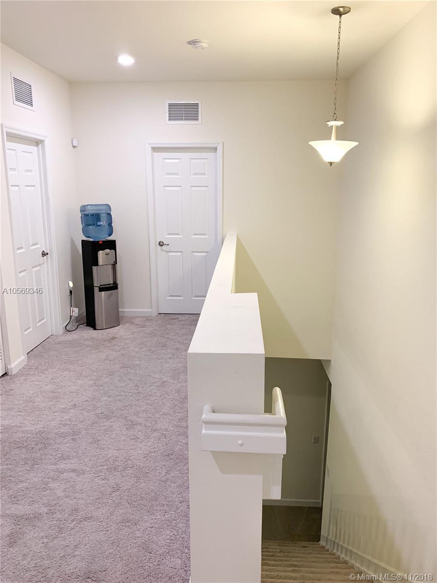 COCO PALM ESTATES - Residential