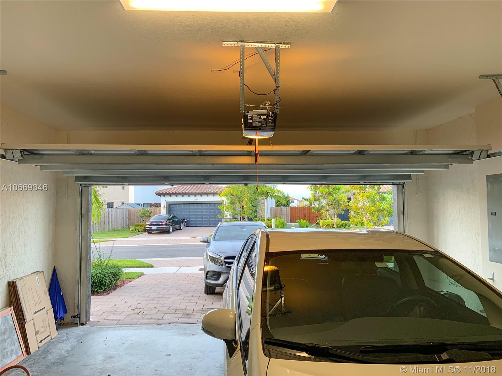 COCO PALM ESTATES - Residential