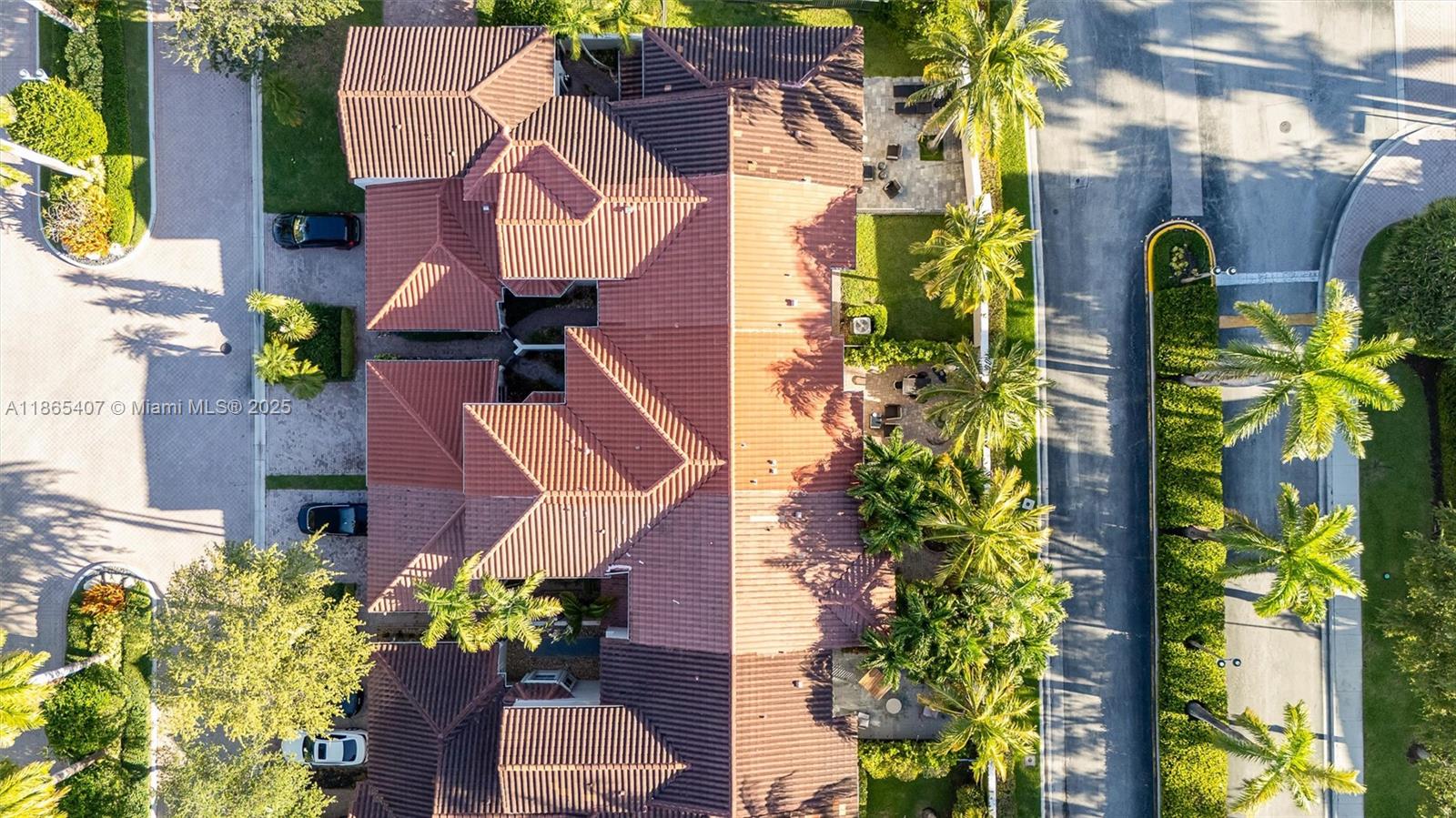 1384 Harbor View W