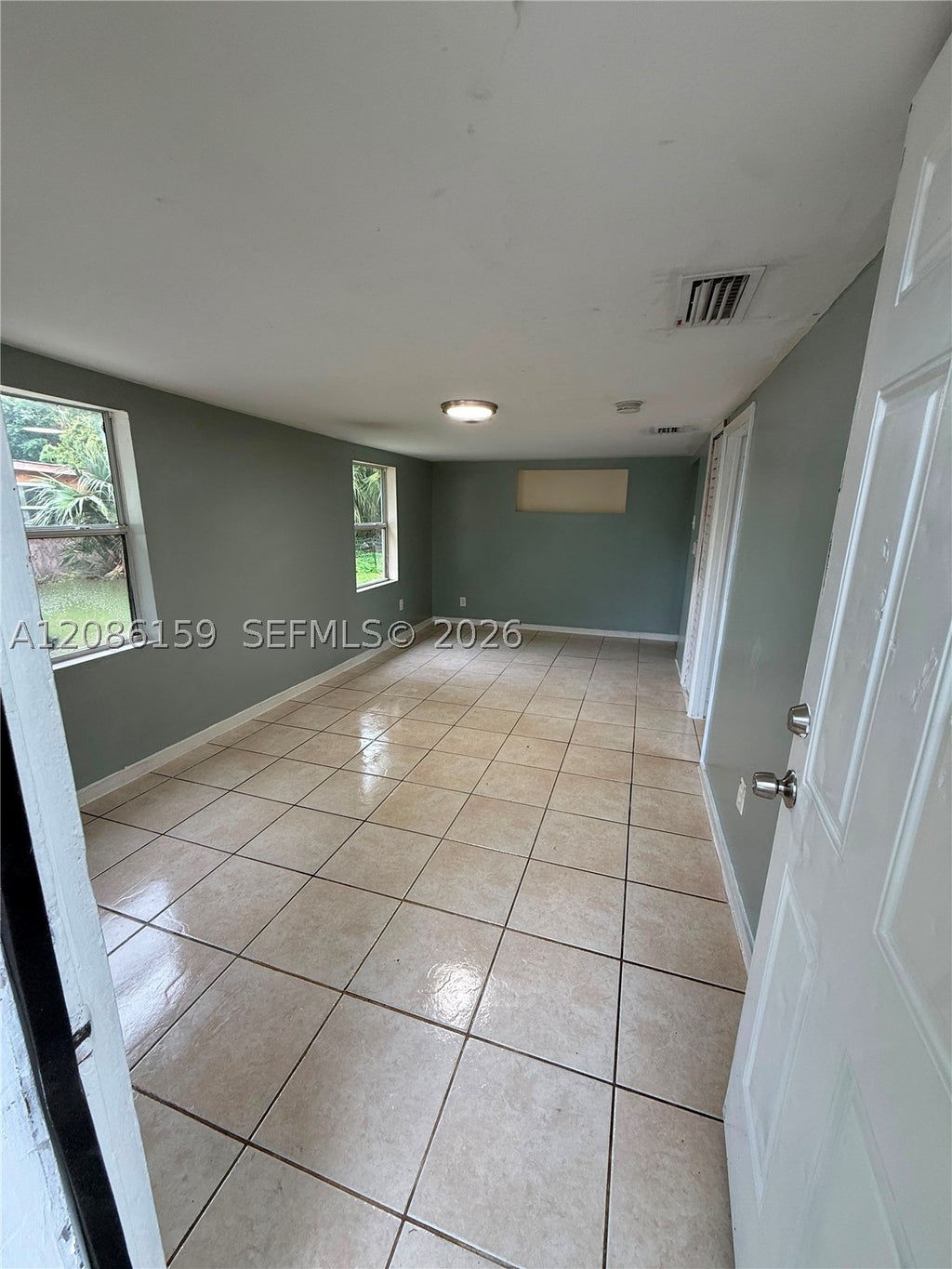 Photo of 309 N 17th St, Fort Pierce, FL 34950 (MLS # A12086159)