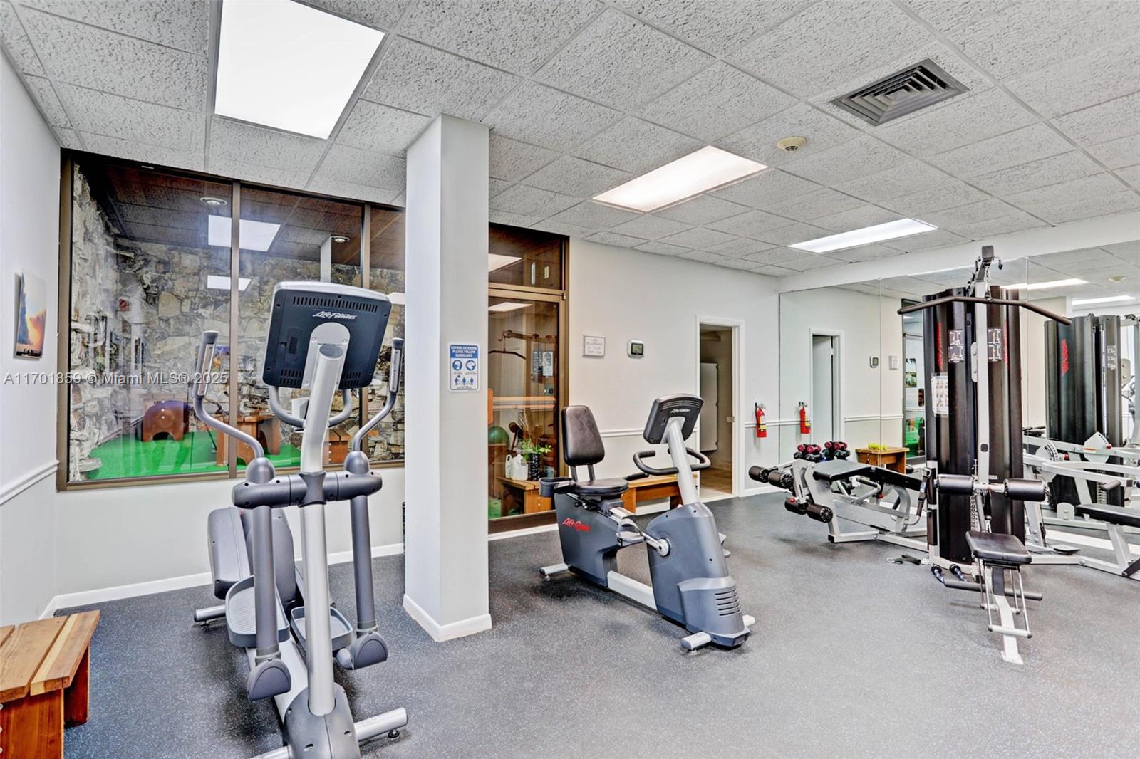 GEMINI CONDO - Residential