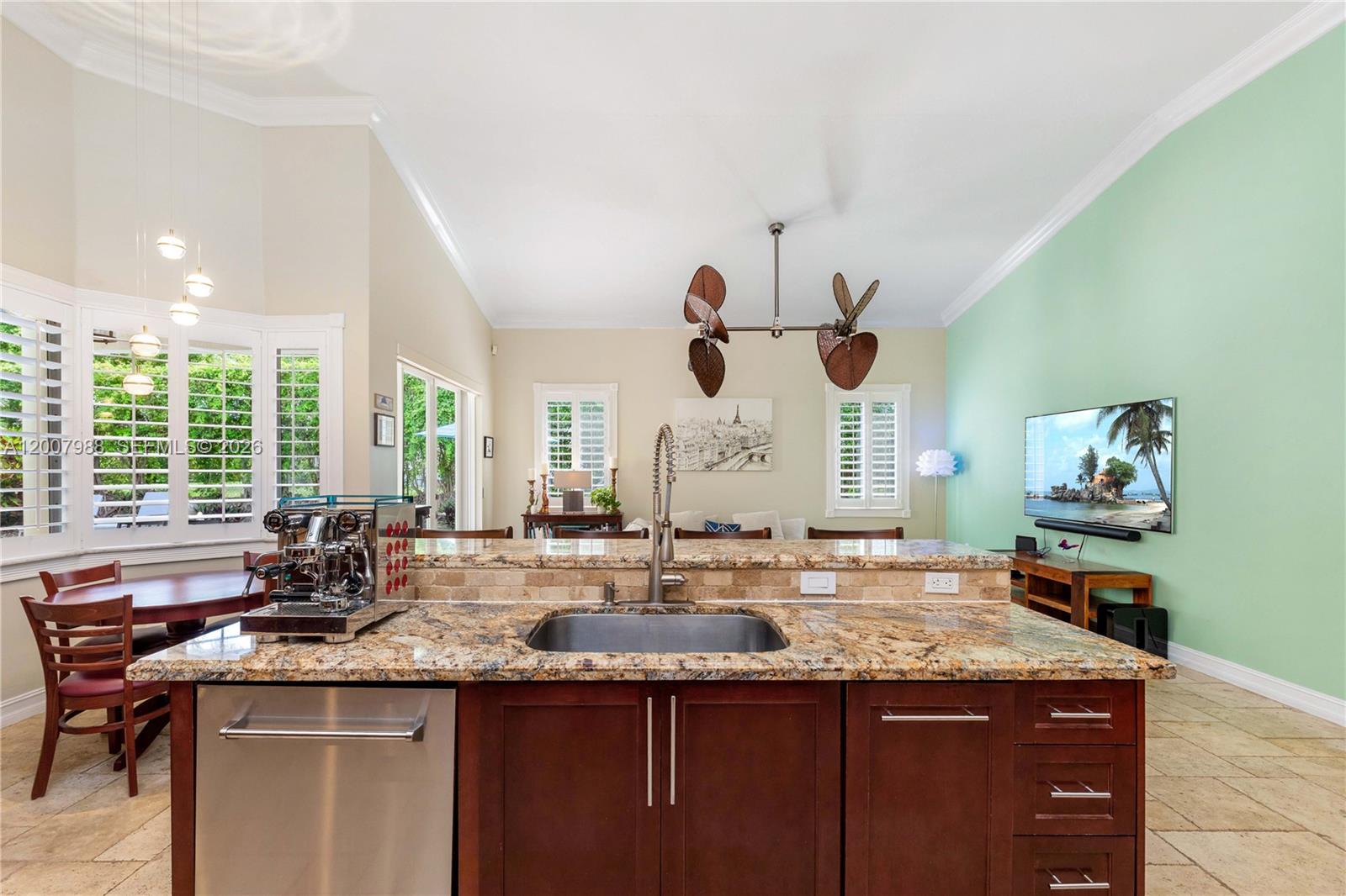 TWENTY OAKS - Residential