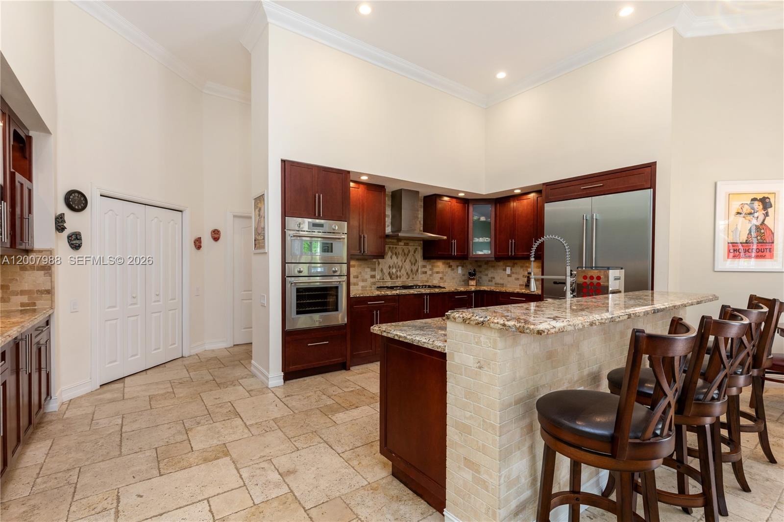 TWENTY OAKS - Residential