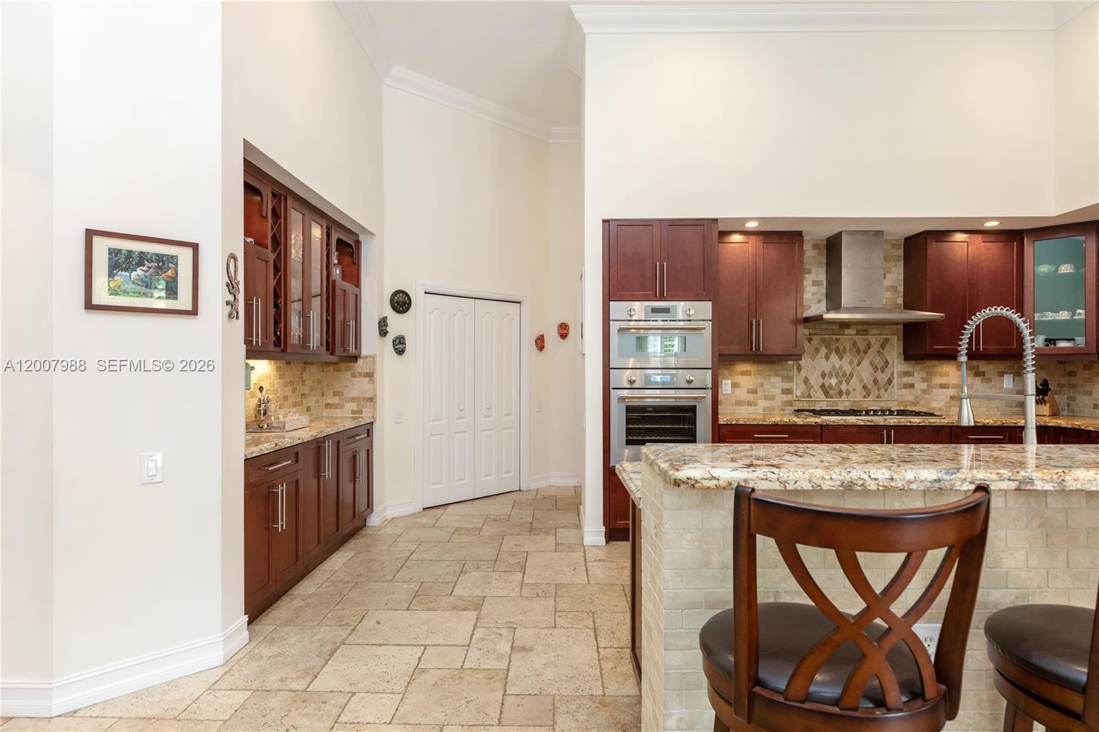 TWENTY OAKS - Residential