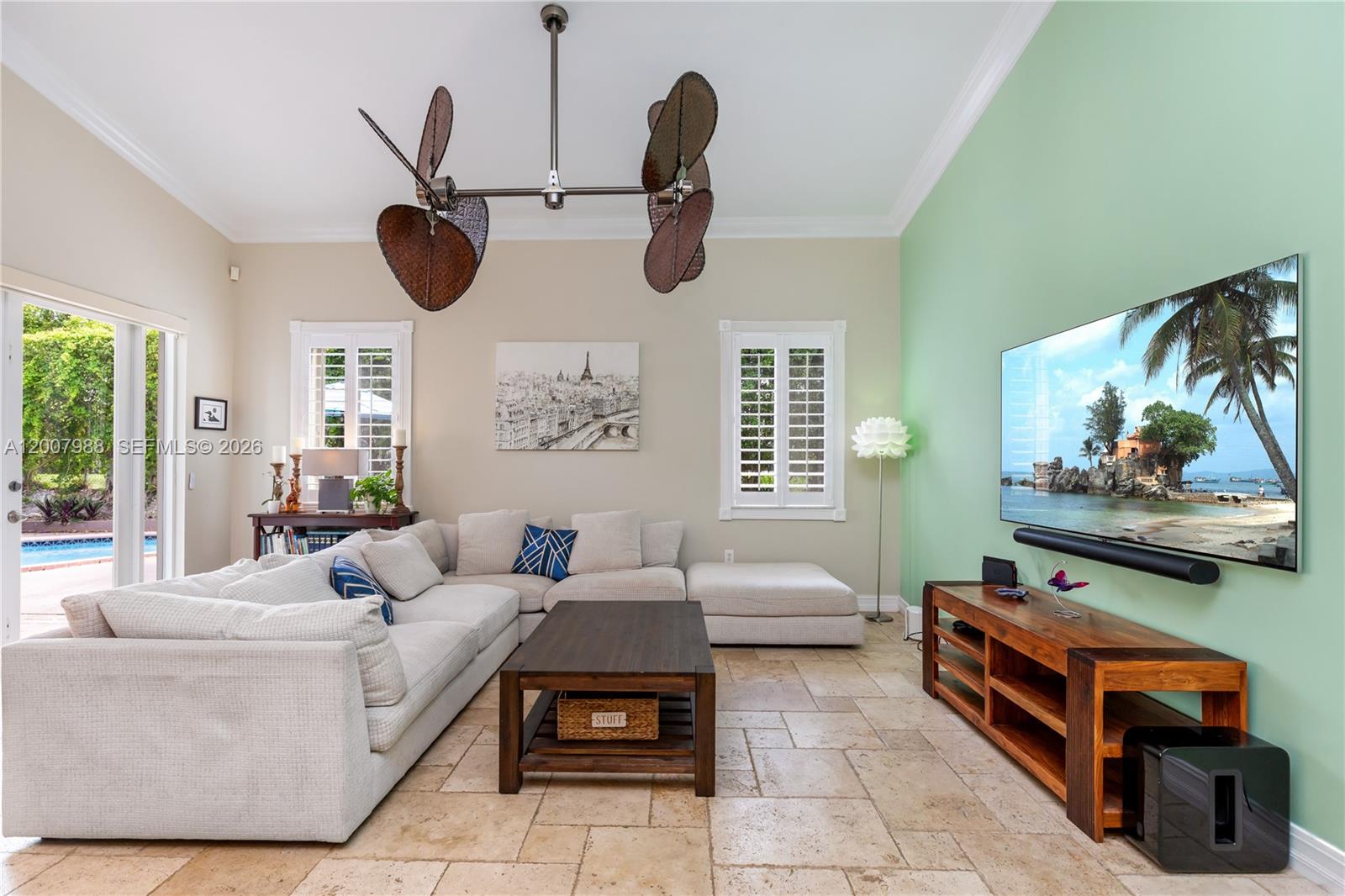 TWENTY OAKS - Residential