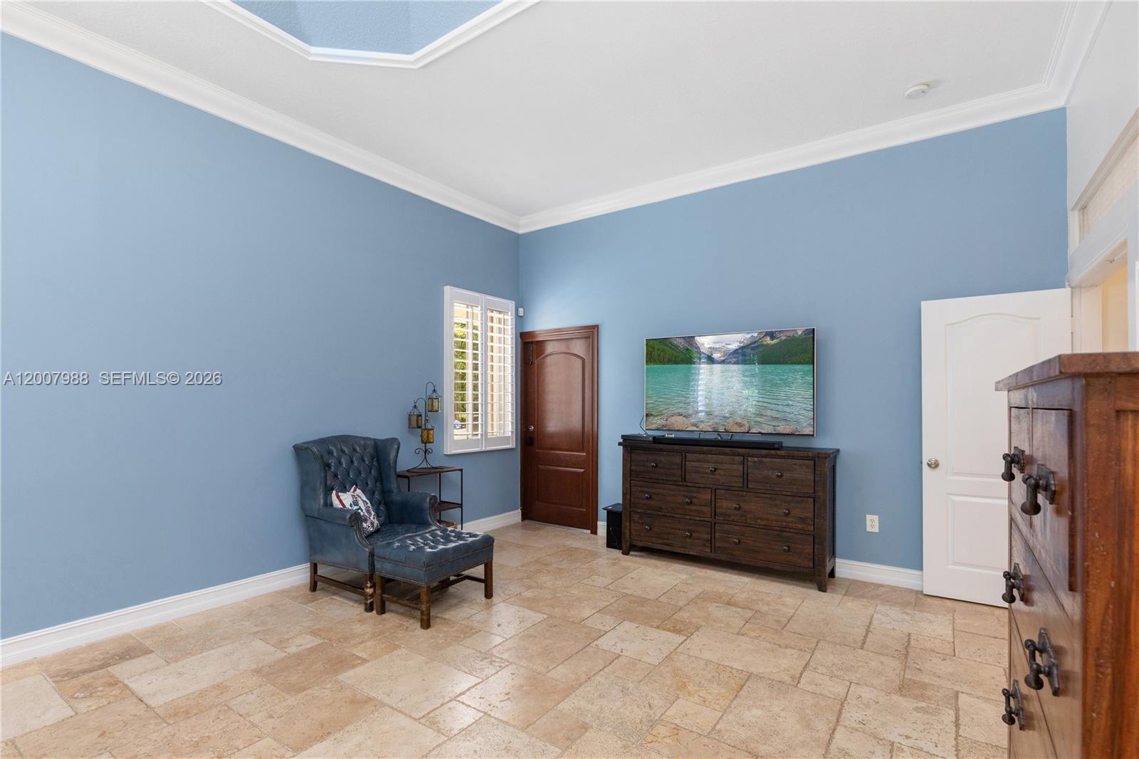 TWENTY OAKS - Residential