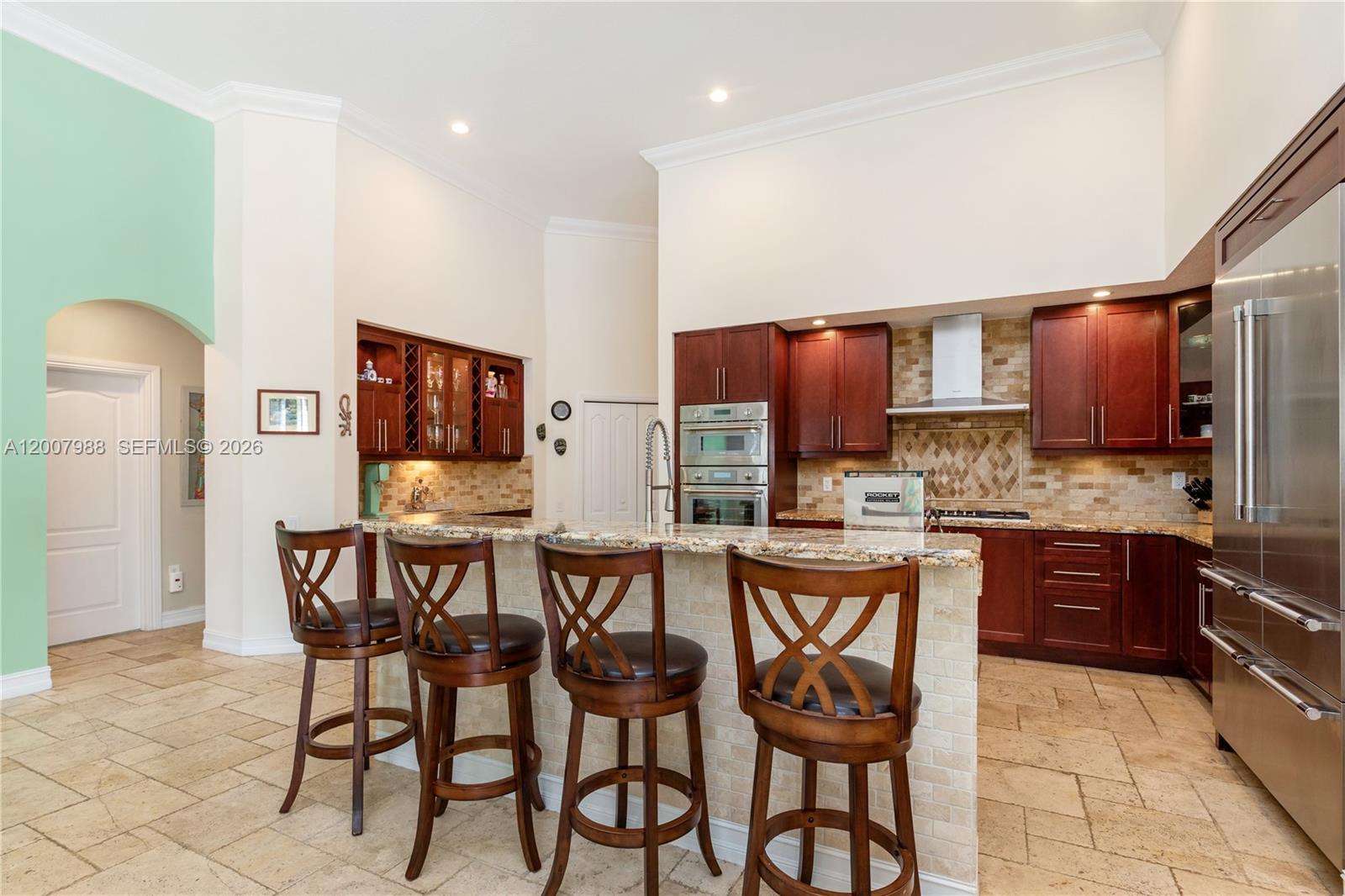 TWENTY OAKS - Residential