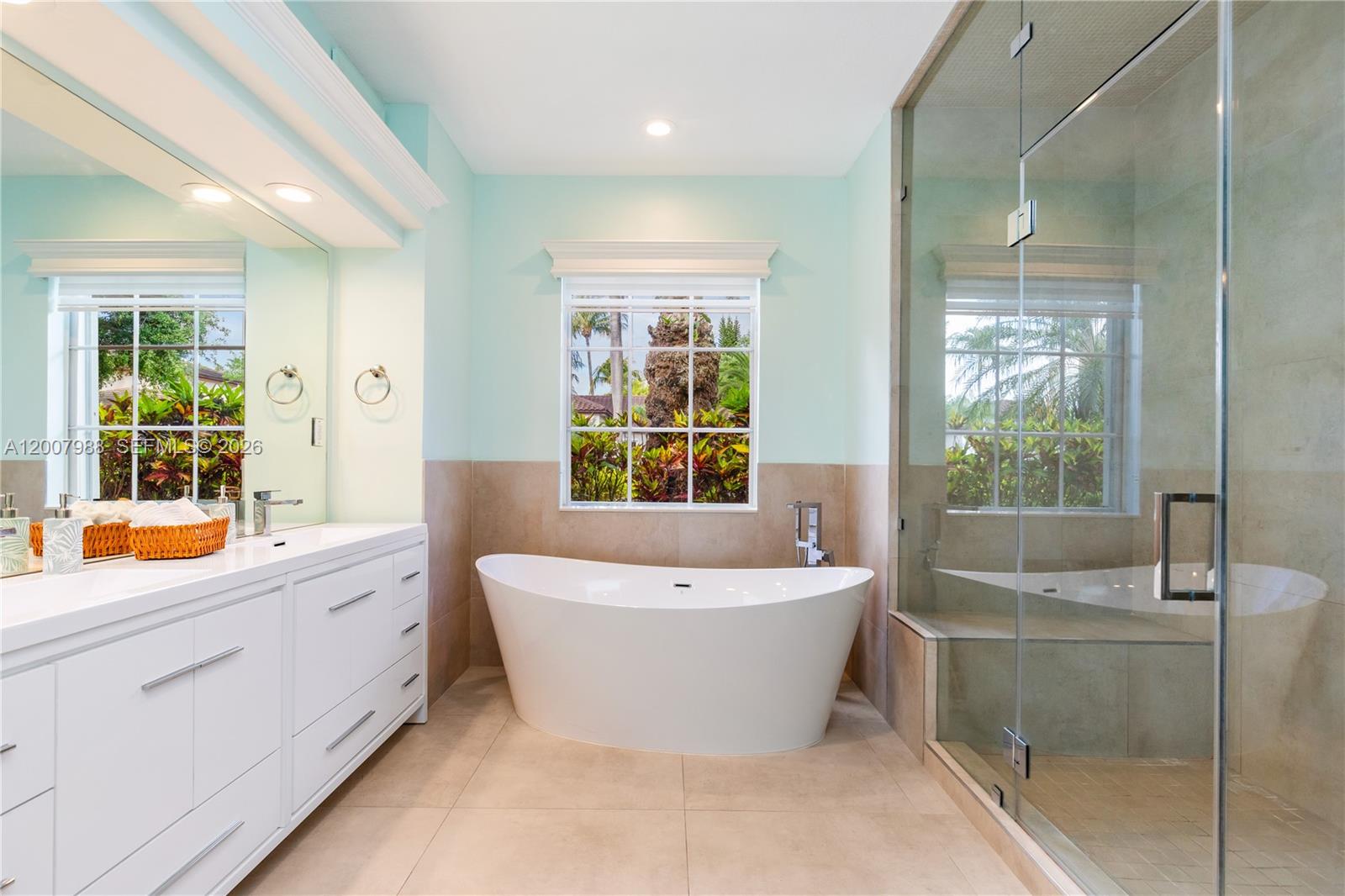 TWENTY OAKS - Residential