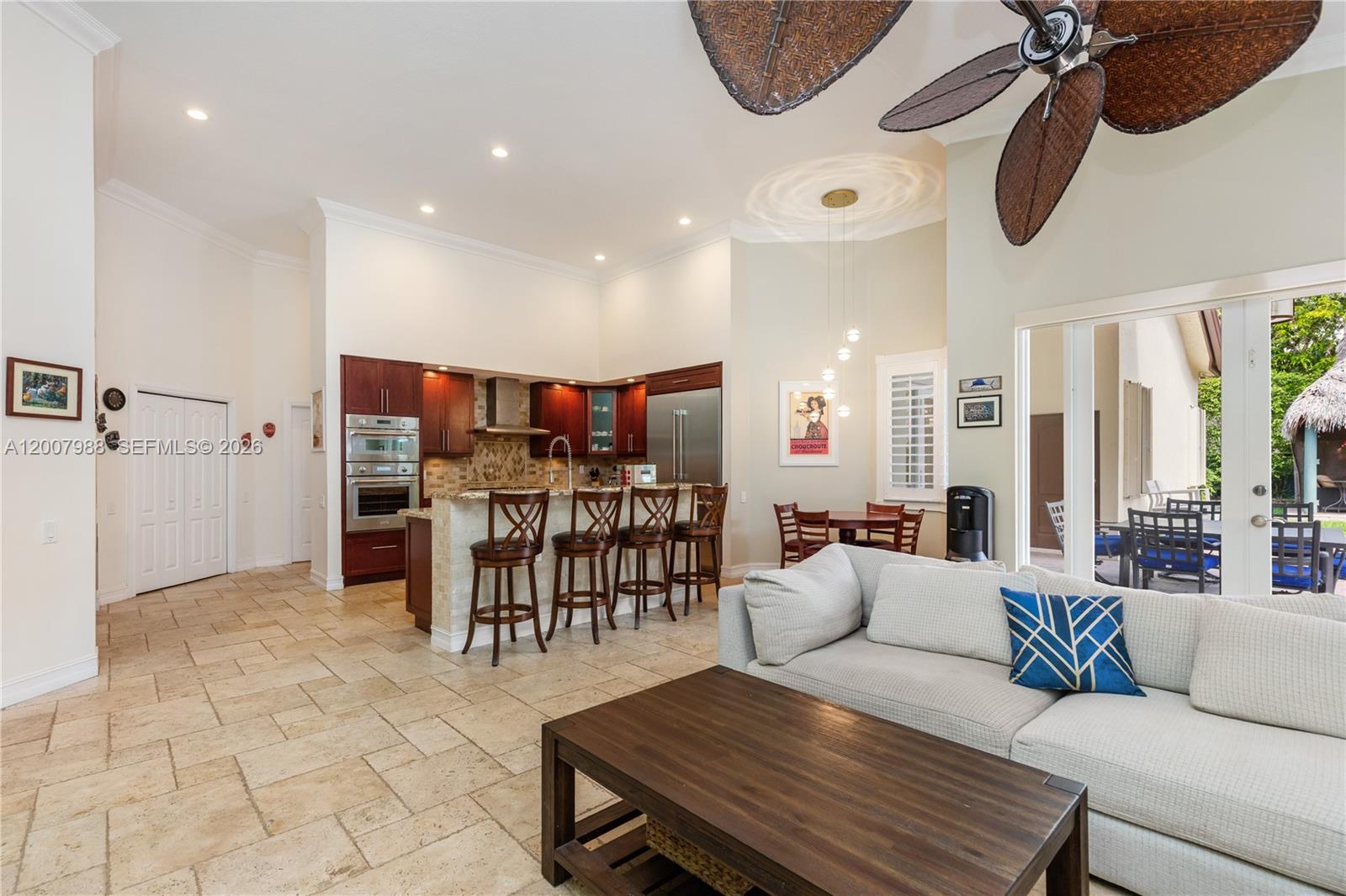 TWENTY OAKS - Residential