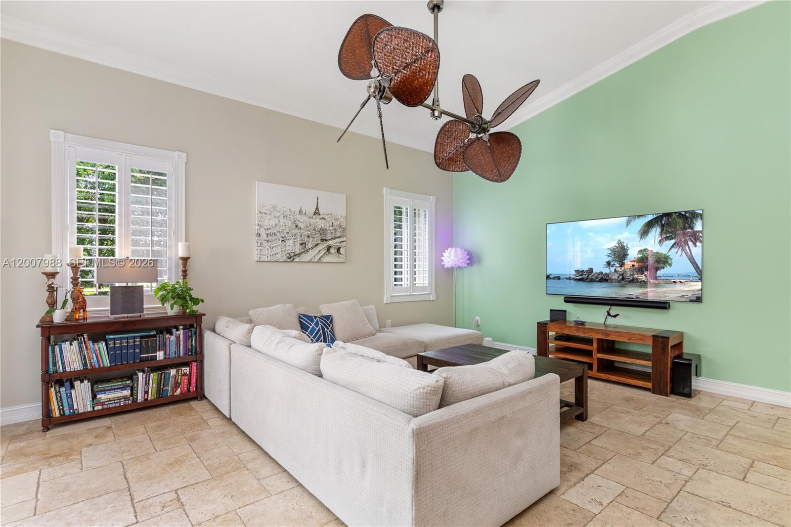 TWENTY OAKS - Residential