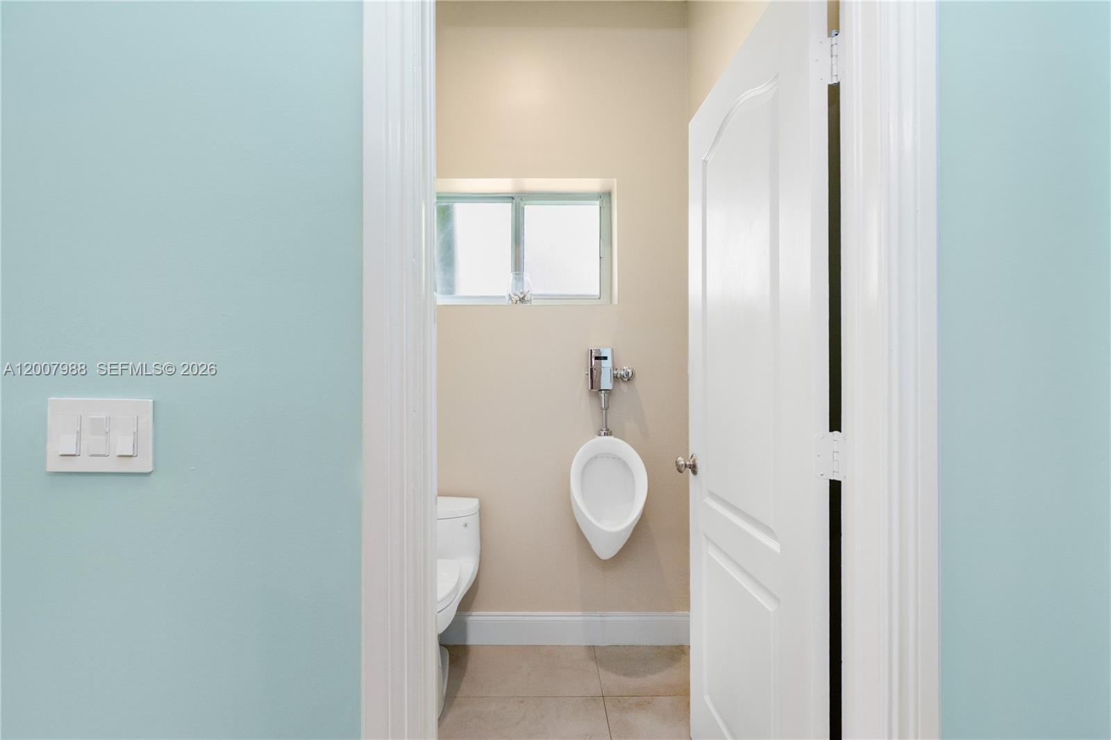 TWENTY OAKS - Residential