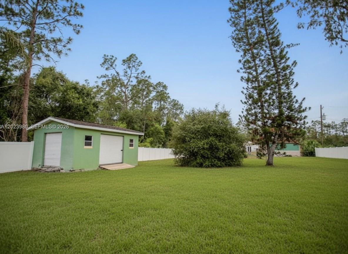 LEHIGH ACRES - Residential