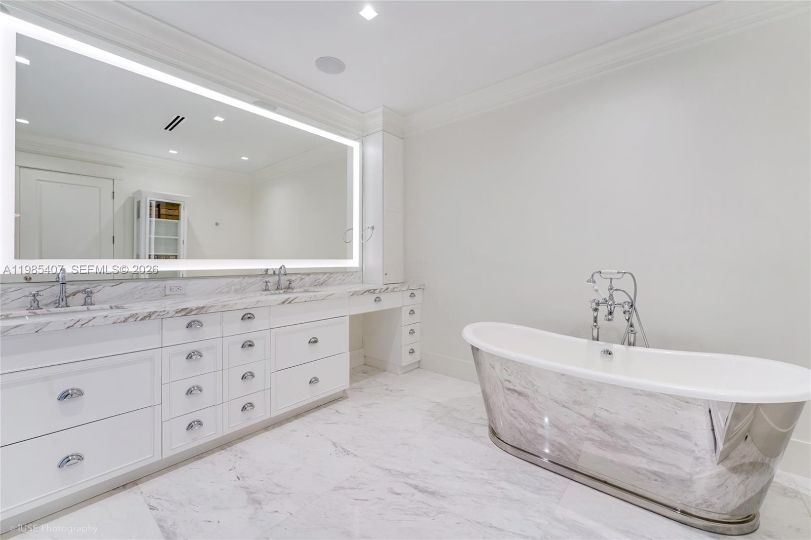 MARY W DORN HOMESTEAD - Residential