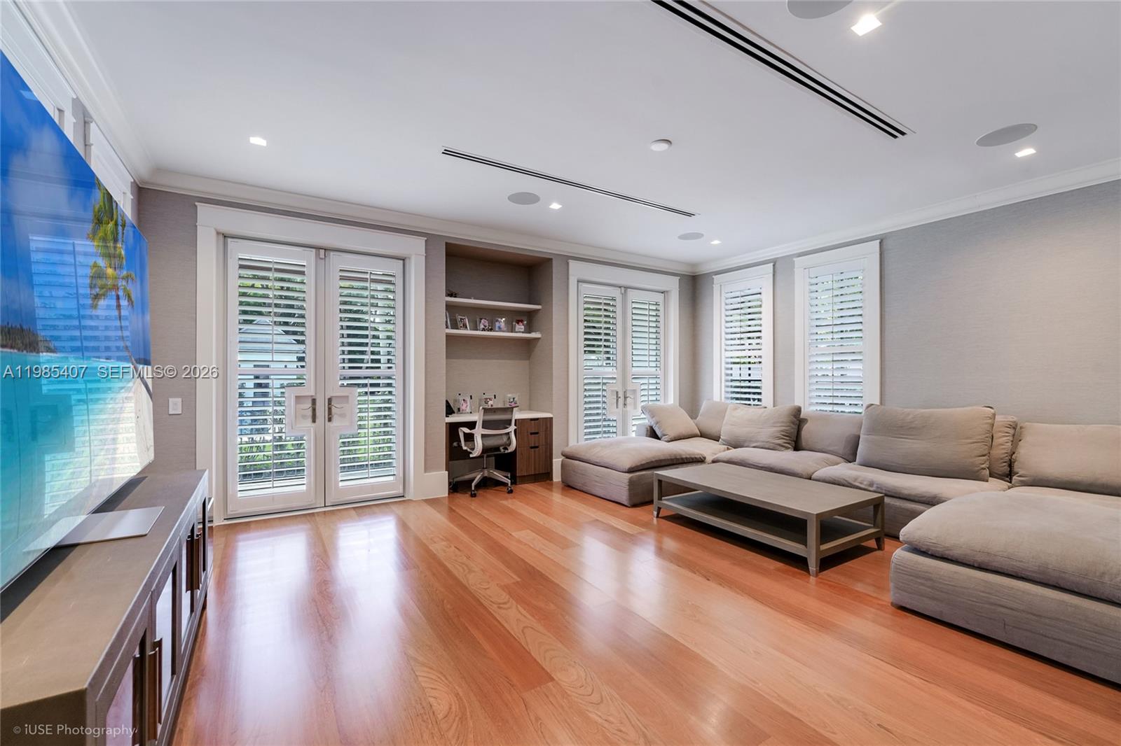 MARY W DORN HOMESTEAD - Residential