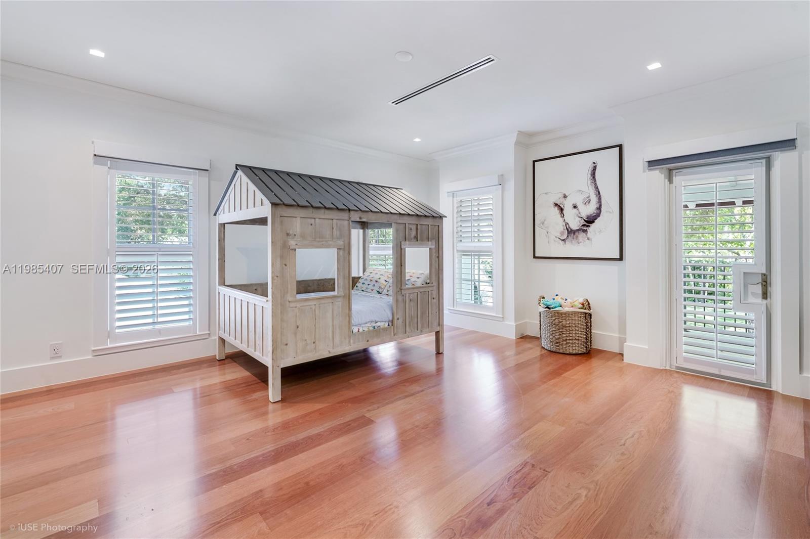 MARY W DORN HOMESTEAD - Residential