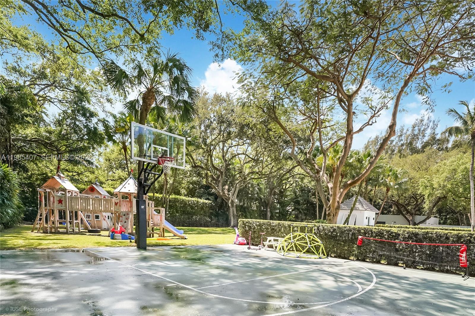 MARY W DORN HOMESTEAD - Residential