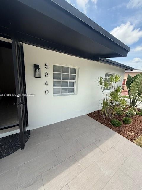 Rental Property at 5840 Sw 58th Ter 2, Miami, Broward County, Florida - Bedrooms: 2 
Bathrooms: 1  - $2,950 MO.