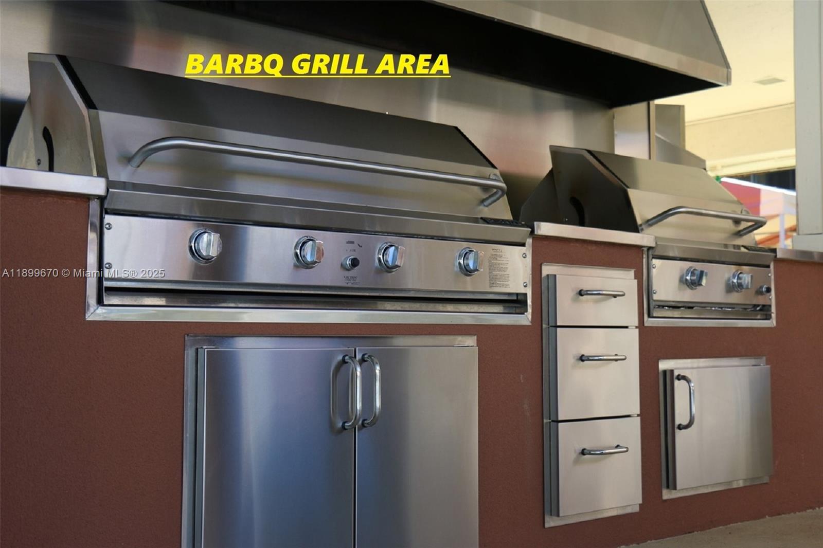 HOLLYBROOK GOLF - Residential