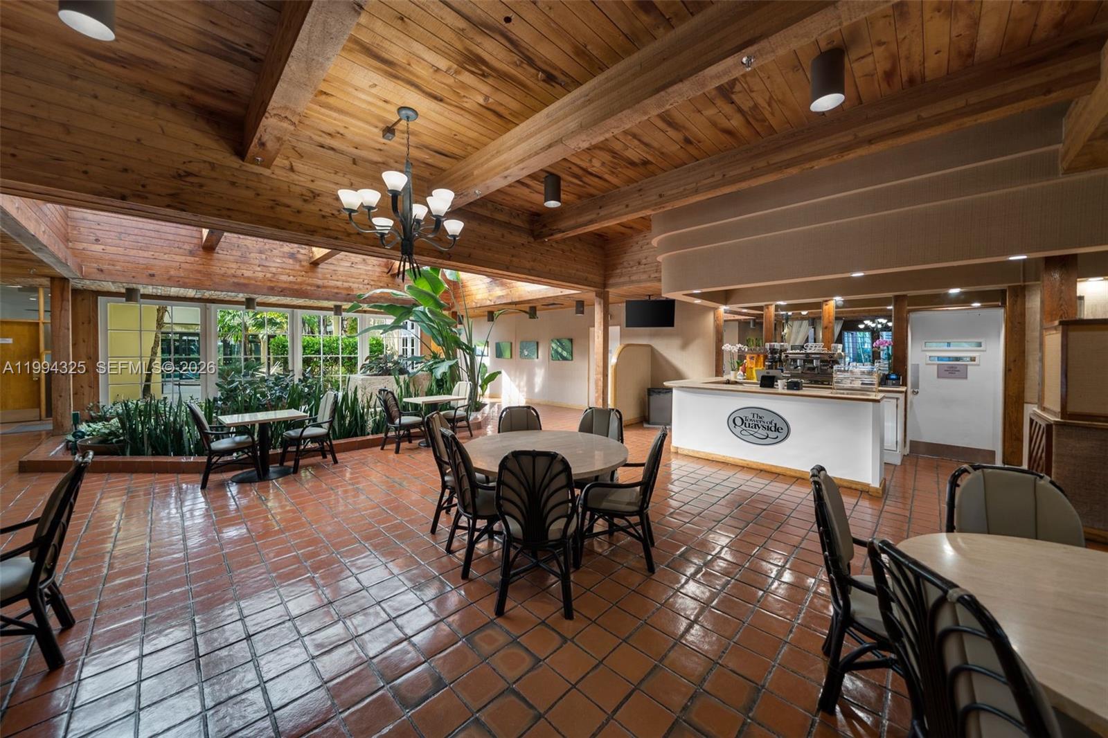 TOWERS OF QUAYSIDE CONDO - Residential