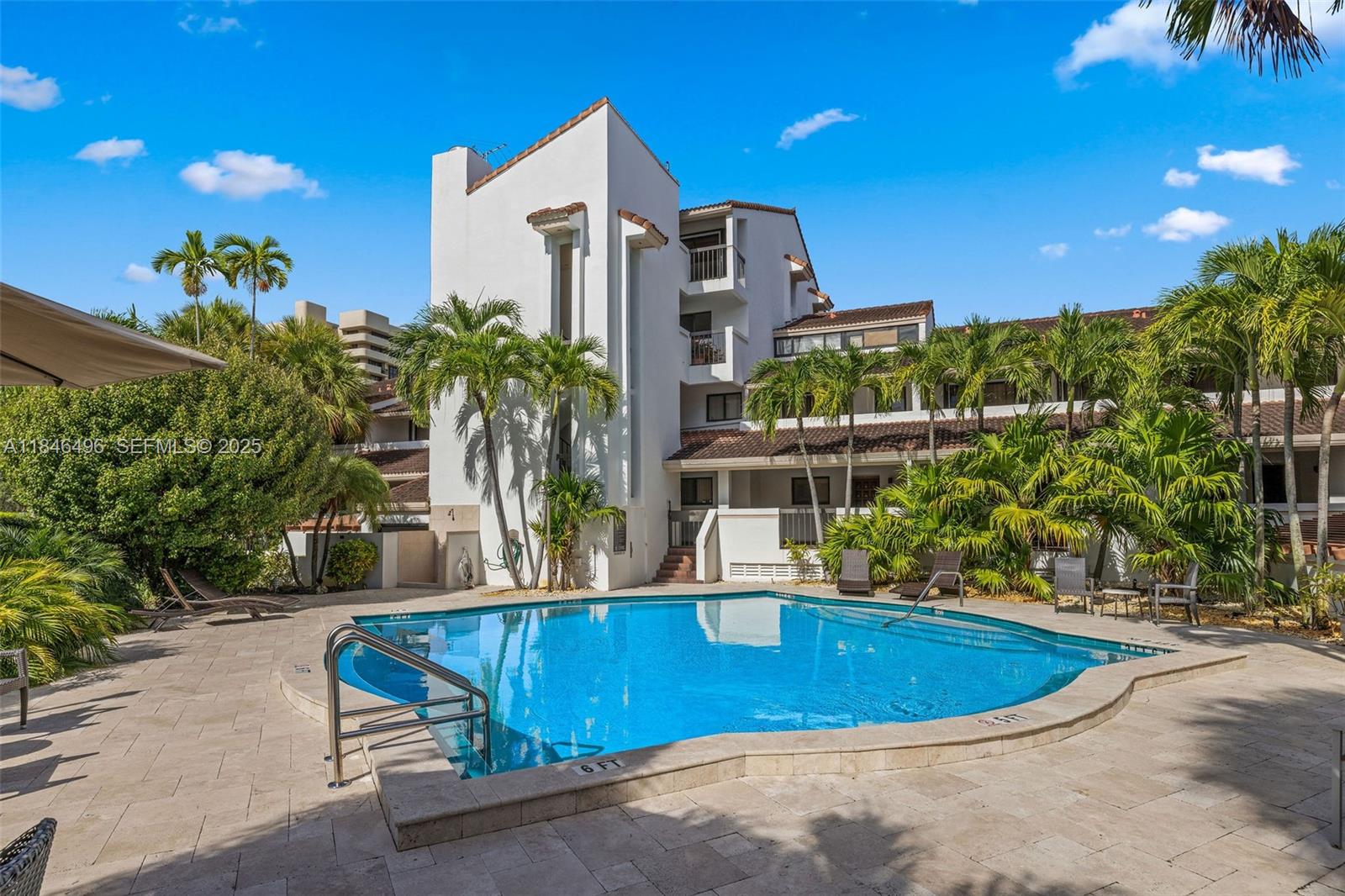 BILTMORE COURT VILLAS CON - Residential