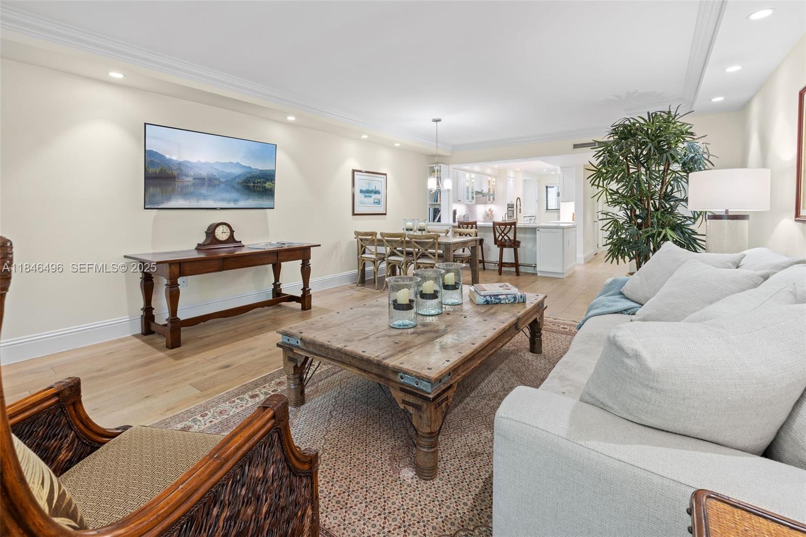 BILTMORE COURT VILLAS CON - Residential