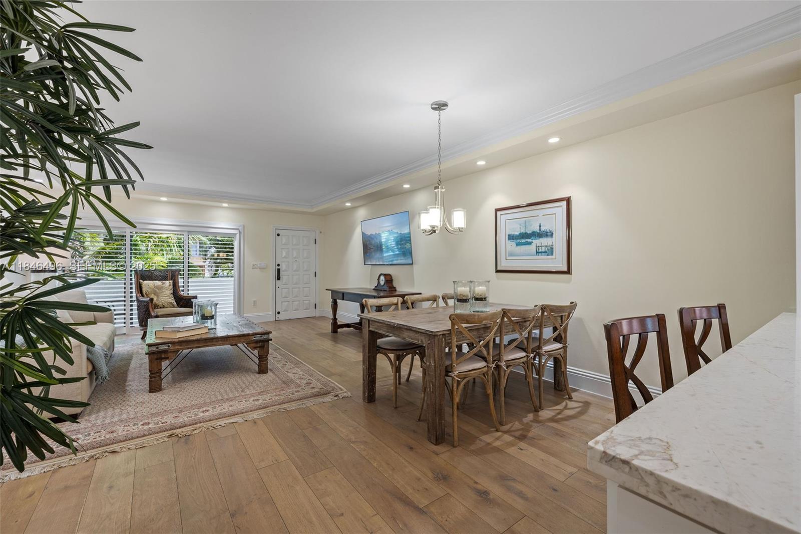 BILTMORE COURT VILLAS CON - Residential