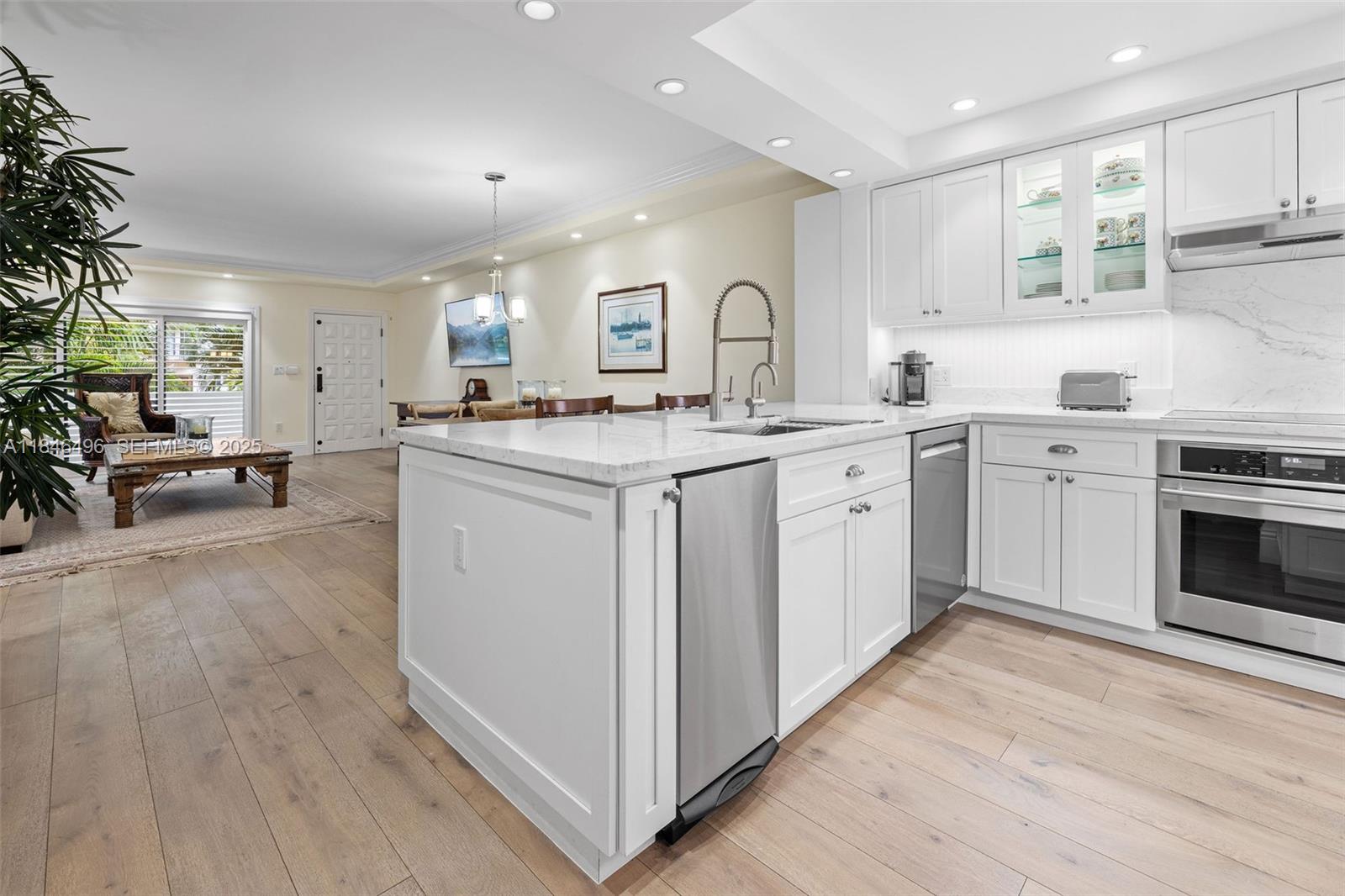 BILTMORE COURT VILLAS CON - Residential