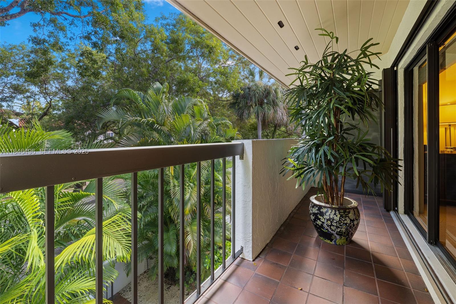 BILTMORE COURT VILLAS CON - Residential